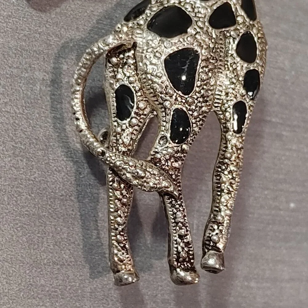 Giraffe Enamel Crystal Lapel Pin Brooch